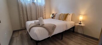 Bighorn Loft in Downtown Custer, Sleeps 6
