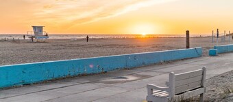 Sea Escape 3 Bedroom Townhouse by RedAwning