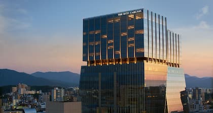 The Ritz-Carlton, Fukuoka