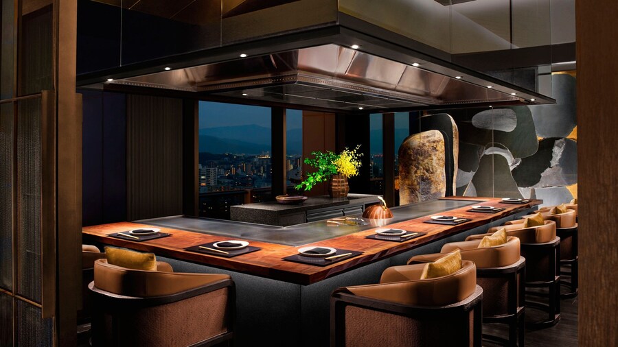 The Ritz-Carlton, Fukuoka