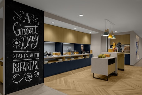 Desayuno continental incluido todos los días