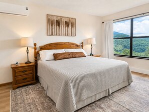 2 chambres, fer et planche à repasser, lit parapluie, Wi-Fi gratuit