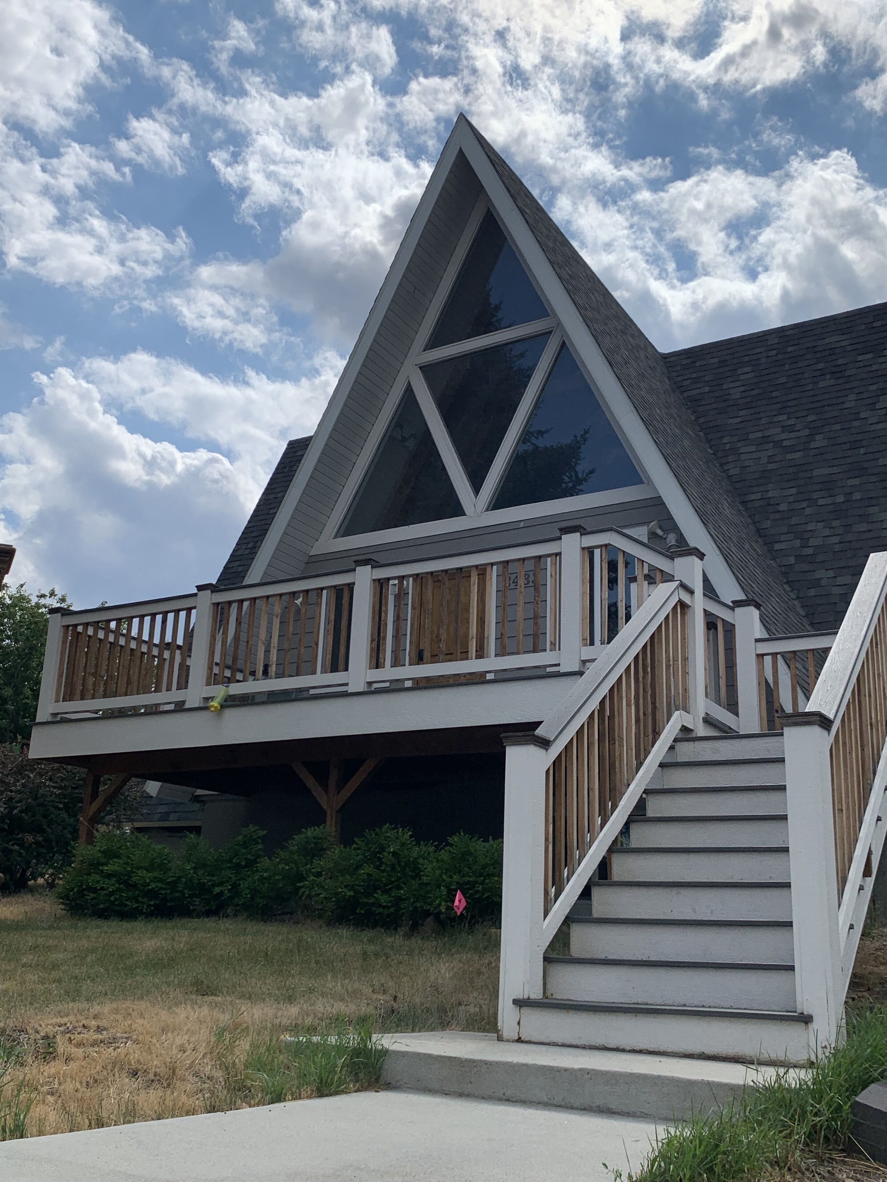 Well appointed residence with 3 bedrooms, 2.5 bath