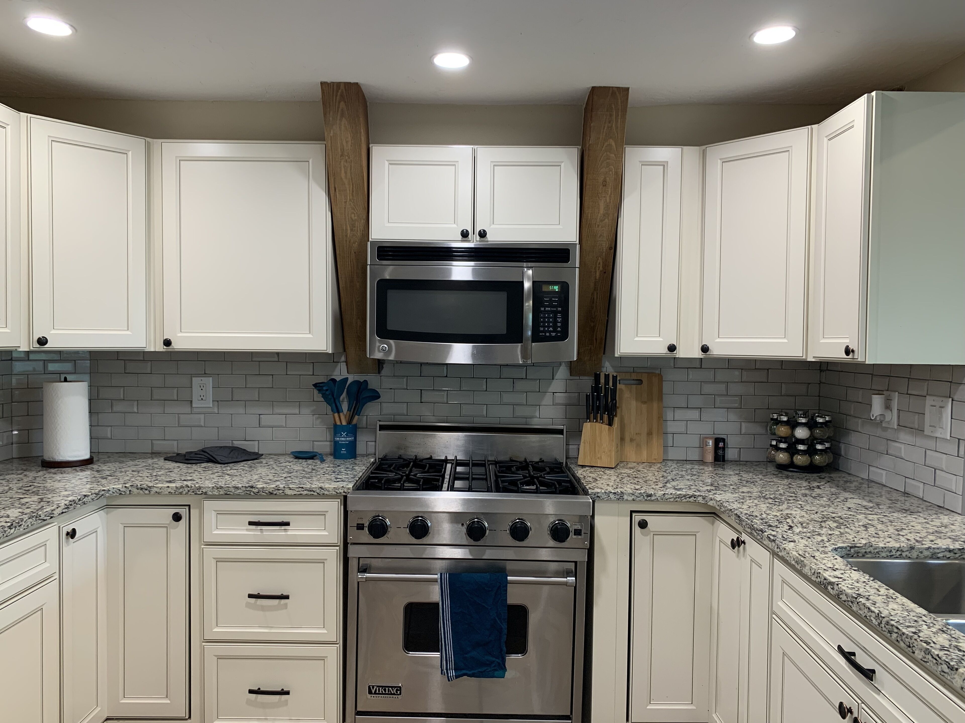 Well appointed residence with 3 bedrooms, 2.5 bath