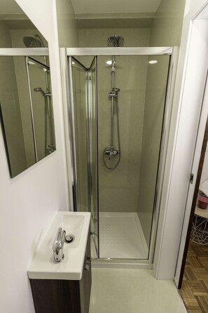 Hair dryer, towels - Guest H4U - Póvoa Design (Povoa de Varzim)