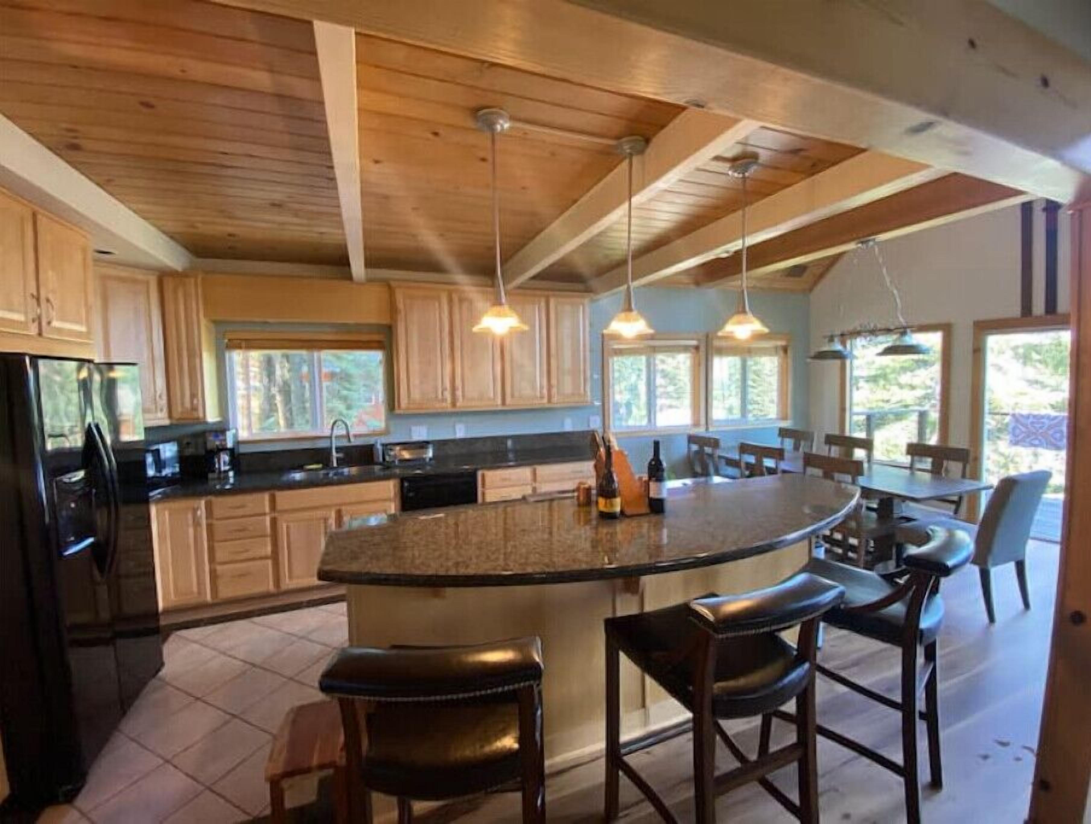 Large Tahoe Donner Cabin near Hiking, Biking, & Skiing- Pup Friendly