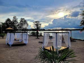 Strand