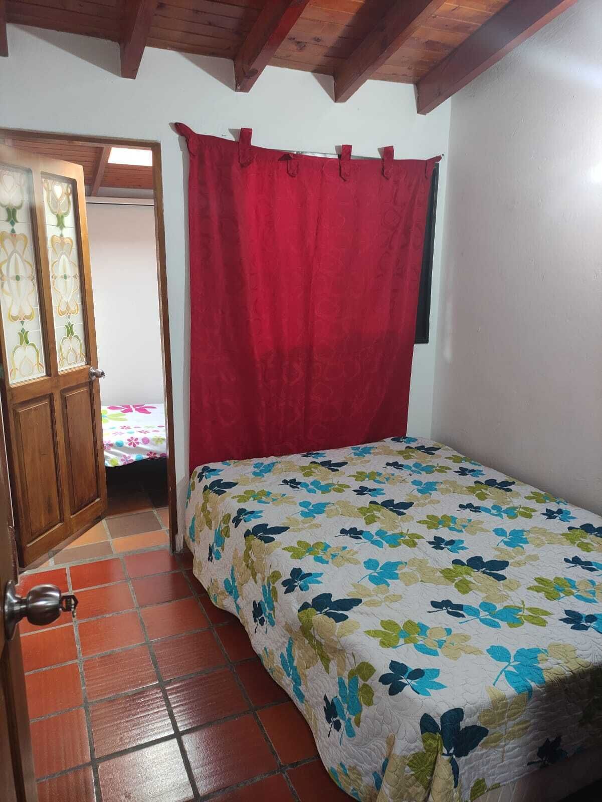 3 多间卧室、上网接入、床单