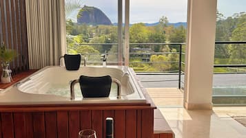 Bain à remous privé
