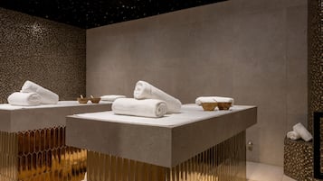 Couples treatment room(s), Turkish bath/hammam, body treatments