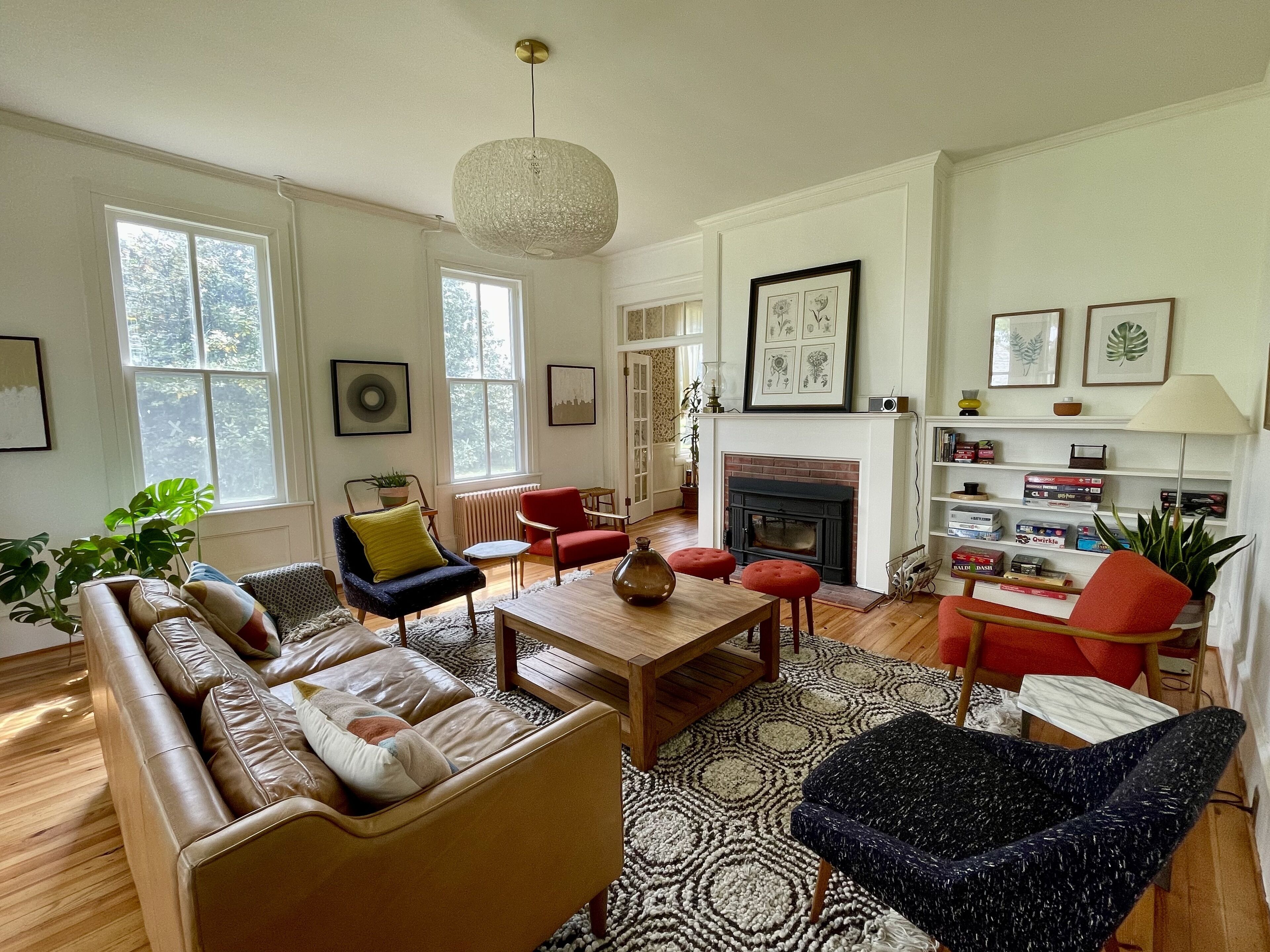 Downings Farmhouse - a Historic 6 Bedroom Home on 3 Acres of Yard and Forest