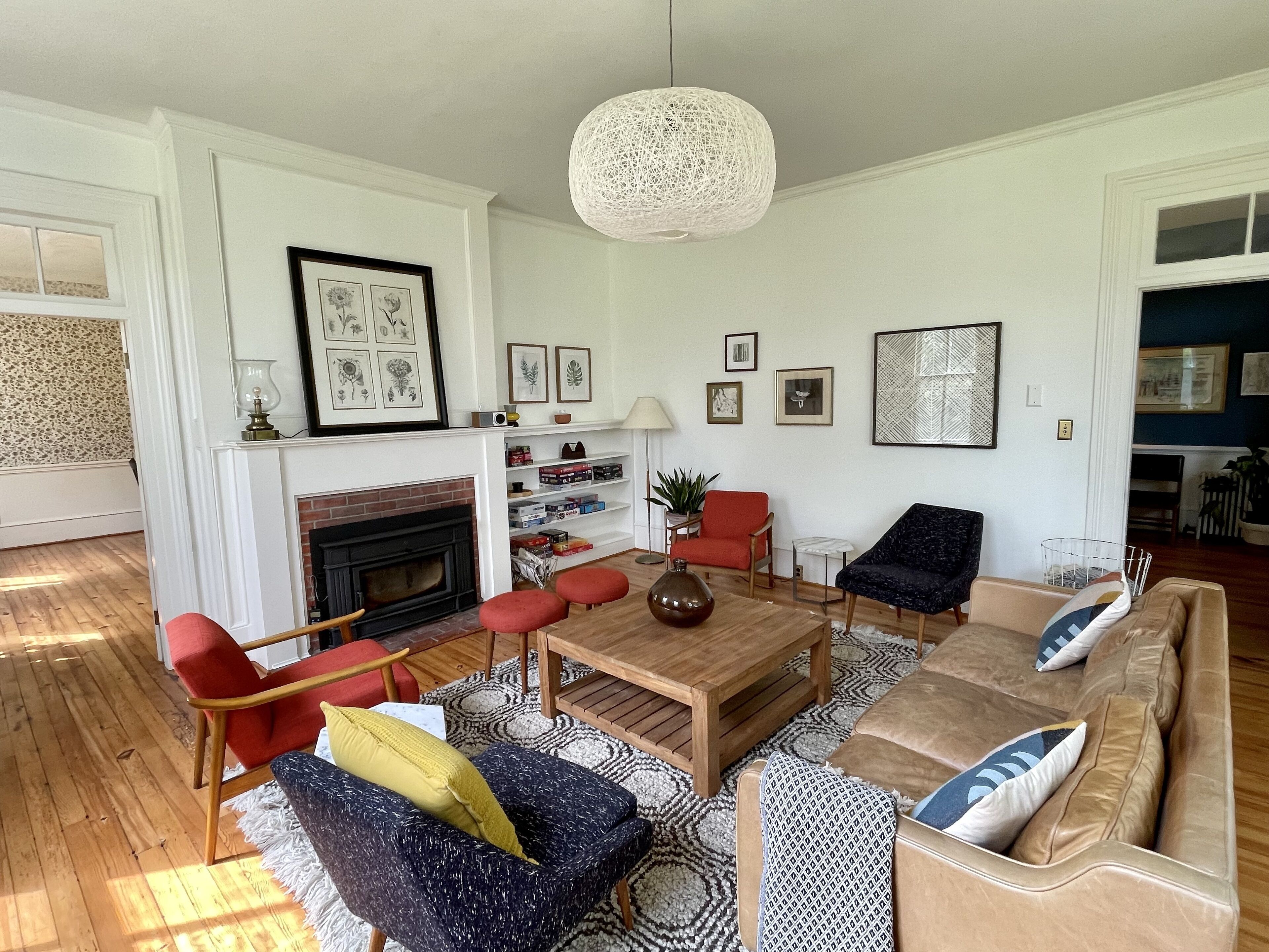 Downings Farmhouse - a Historic 6 Bedroom Home on 3 Acres of Yard and Forest