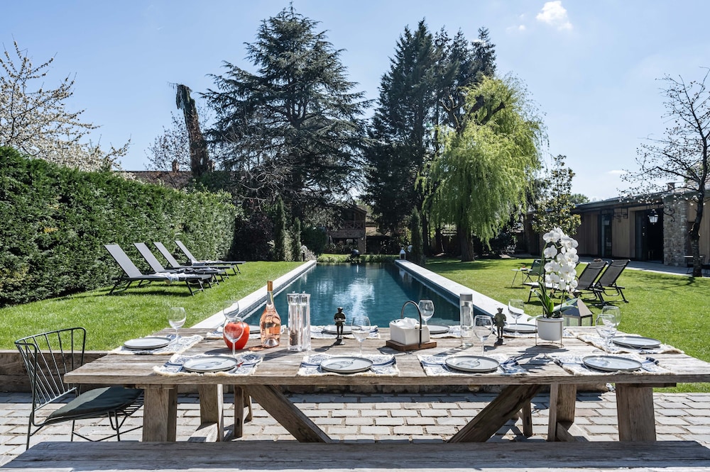 Luxury, quiet,