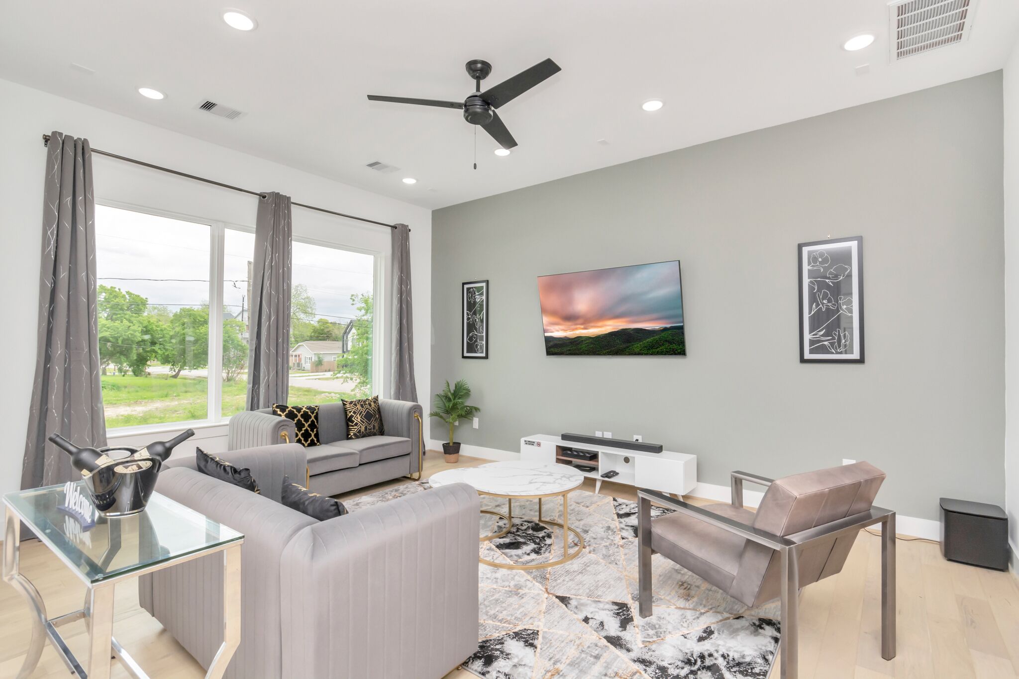 Lux King Bed | Private Chef |3Bdroom Near Downtown