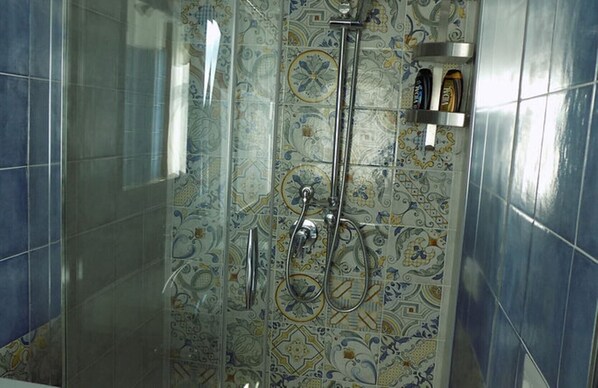 Een douche, een bidet