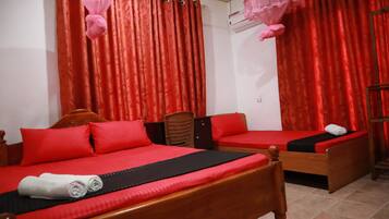 Chambre Triple Standard | Wi-Fi gratuit