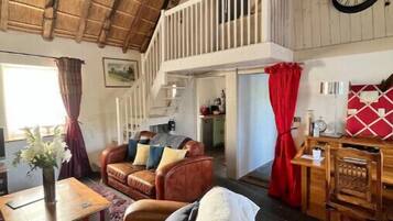 TV, fireplace, books, stereo