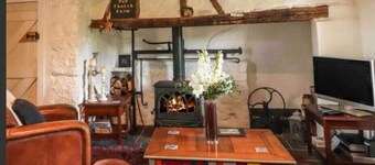 Restored  Irish thatched cottage private rural  farm setting sole occupancy 