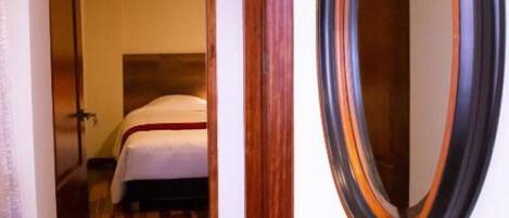 2 室のベッドルーム、WiFi