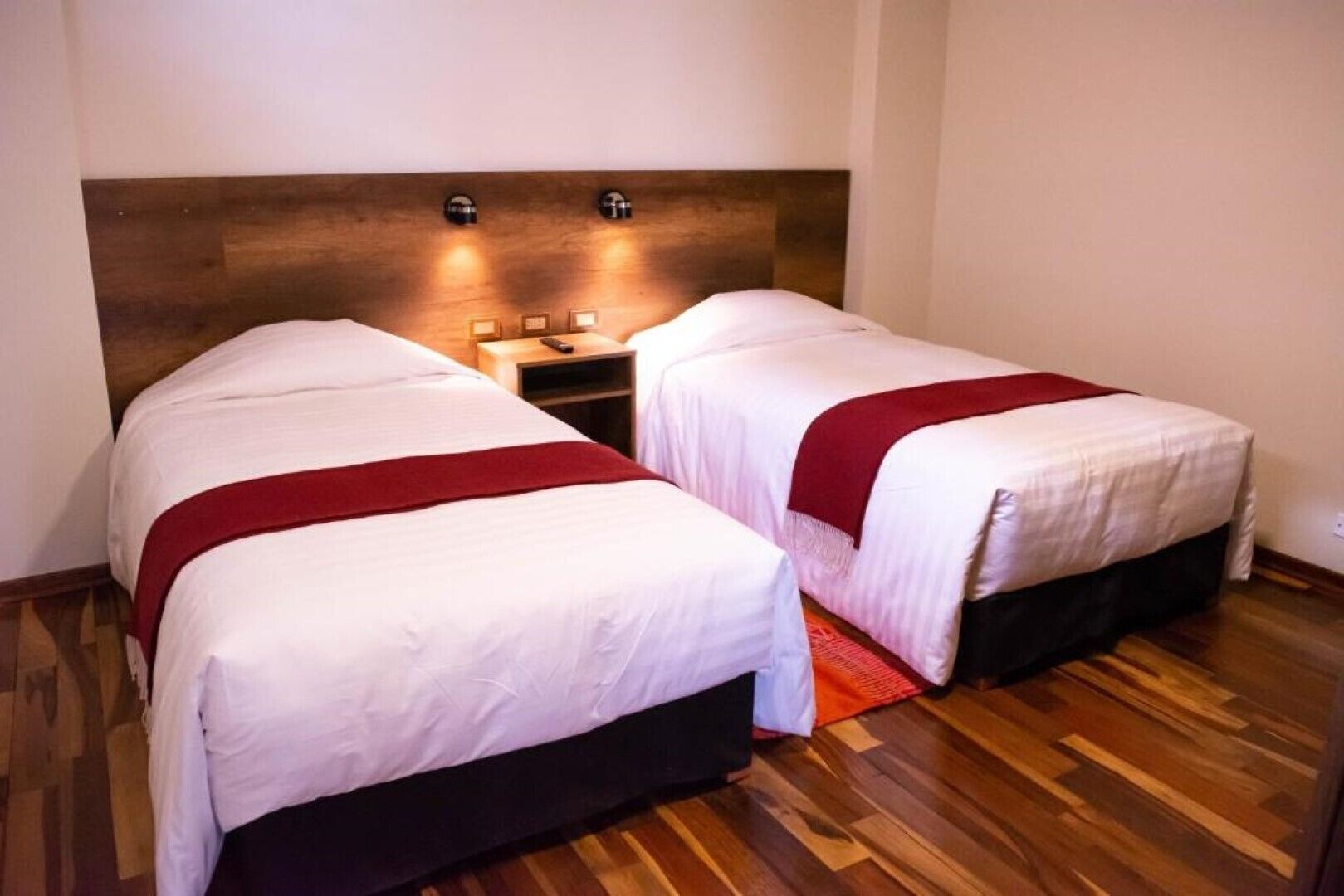 2 chambres, Wi-Fi gratuit, draps fournis