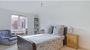 2 bedrooms, bed sheets