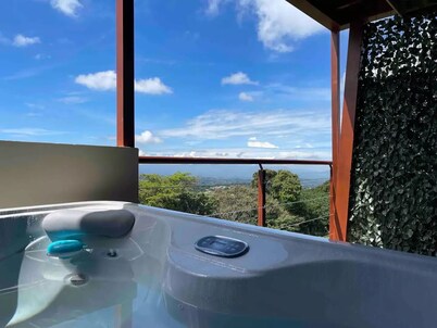 Loft & Jacuzzi Great View VG Poás