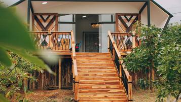 Elite-hytte | Premium-sengetøj, dundyner, senge med madrasser af memory foam, minibar