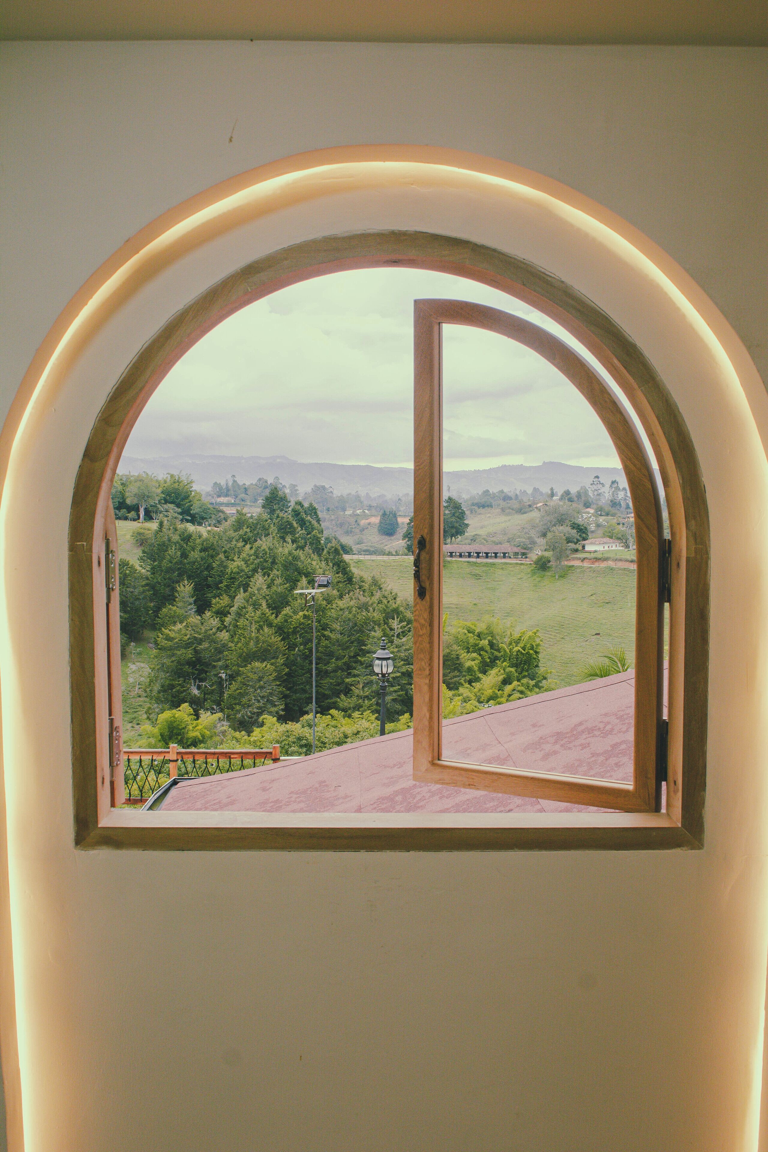 deluxe room | premium bedding, down duvets, memory-foam beds, minibar