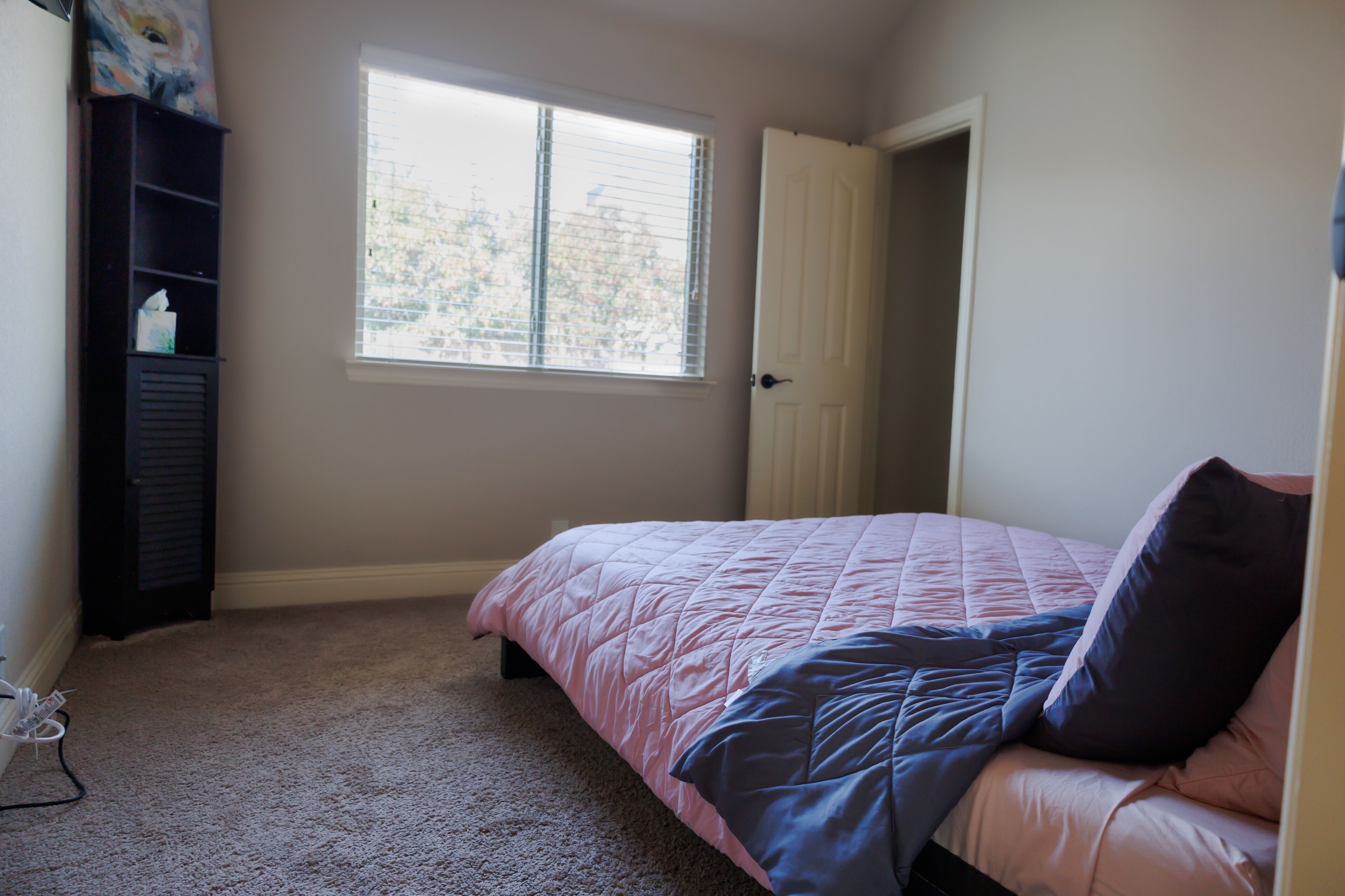 Spacious 4 bedroom home full of amenities