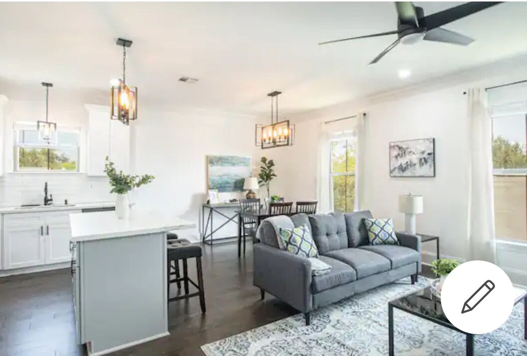 Vibrant Nola Modern Loft | 3bd/2ba