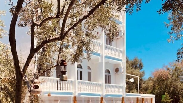Seasonal outdoor pool - OTEL SELINA (Ayvalik)