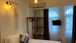 Desk, travel cot, free WiFi, bed sheets - OTEL SELINA (Ayvalik)