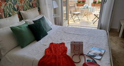 Family sized trendy flat in the heart of Marsala with balconies and sea view