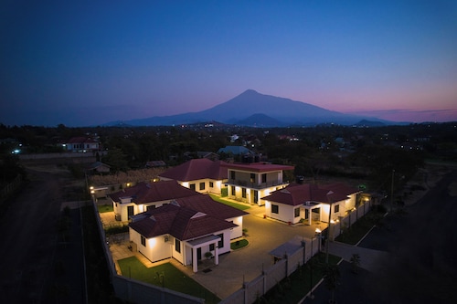 Sarita Village - Serene Homestay Experience in Arusha's Outskirts.