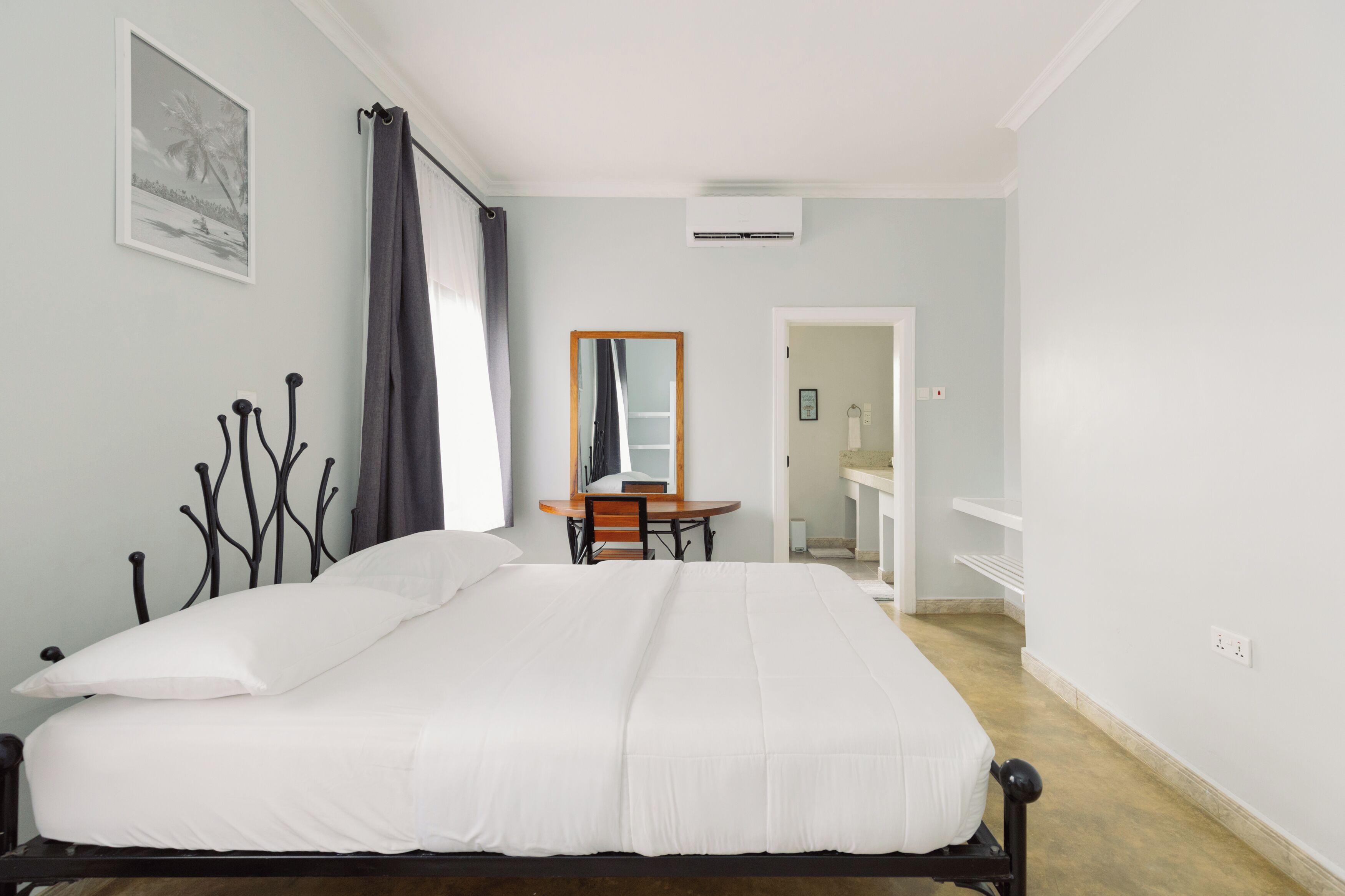 In-room safe, iron/ironing board, free WiFi, bed sheets