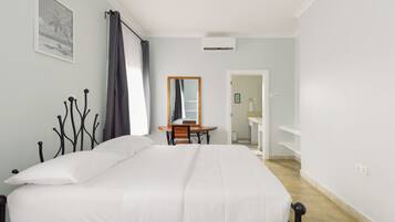 In-room safe, iron/ironing board, free WiFi, bed sheets