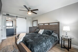 2 bedrooms, WiFi, bed sheets