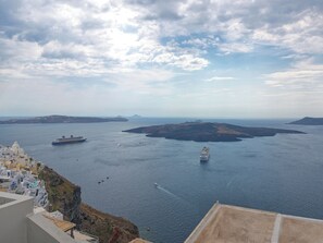 Exterior - Tatakis Design Hotel, Fira (Santorini)