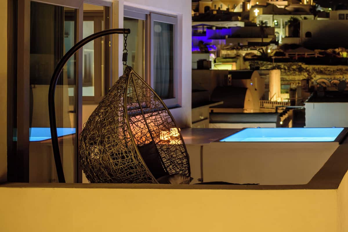 Suite with Sea View | Egyptian cotton sheets, premium bedding, in-room safe, desk