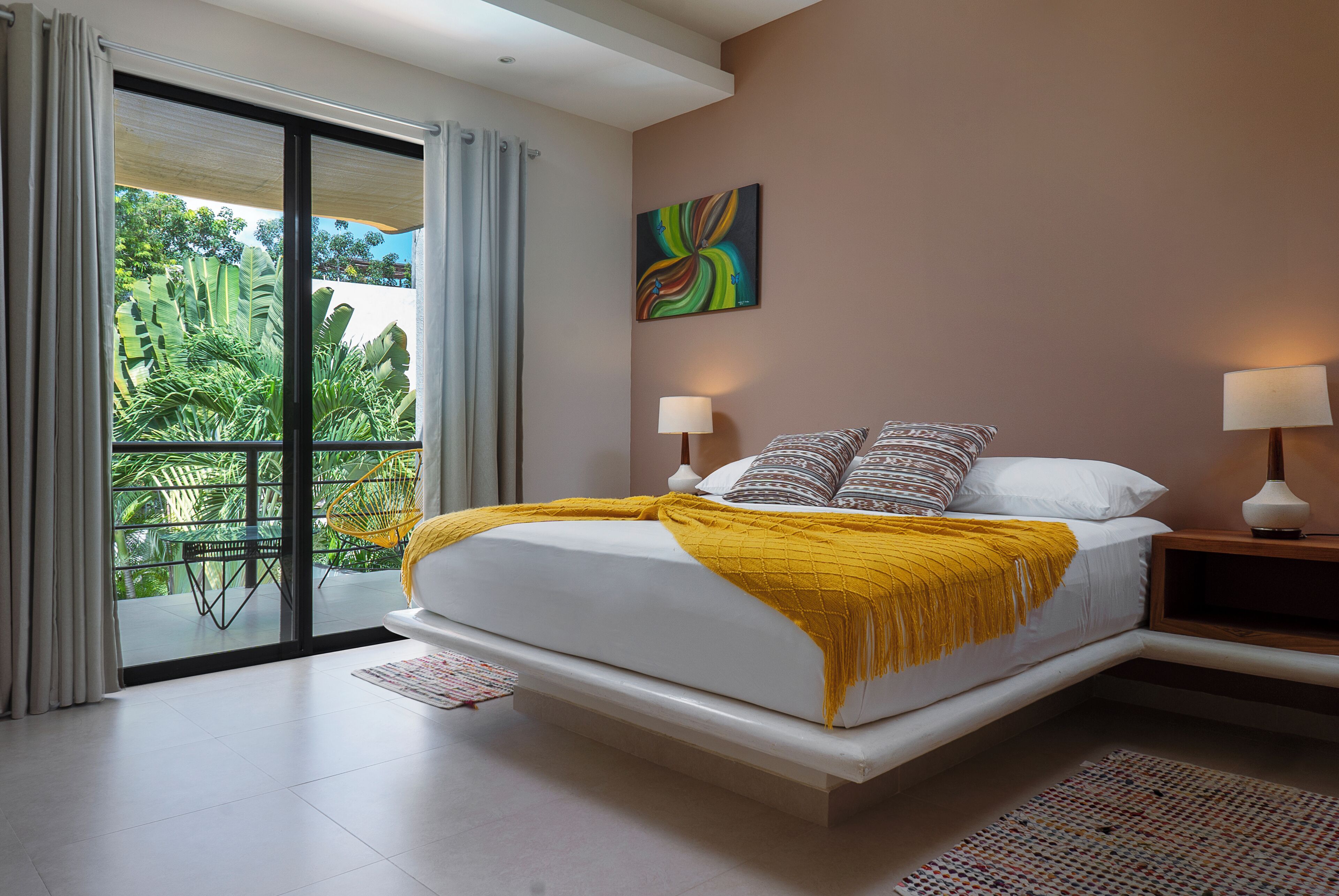 3 camere, una scrivania, ferro/asse da stiro, culla da viaggio