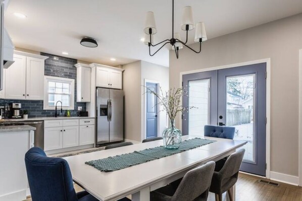 Dining - All New South Broad Ripple Gem (Indianapolis)