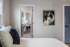 3 bedrooms - All New South Broad Ripple Gem (Indianapolis)