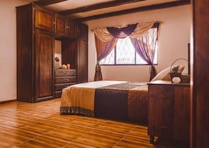 6 bedrooms, WiFi