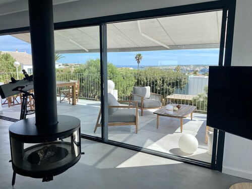 Bini Moxonia Luxury Villa with sea views and spectacular garden