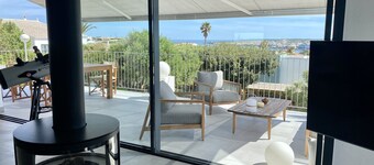 Bini Moxonia Luxury Villa with sea views and spectacular garden