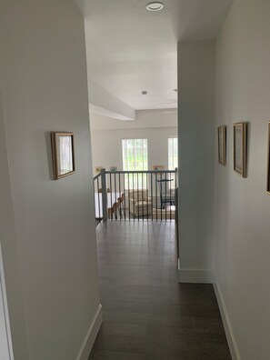 Interior - Water view ground level 2 bedroom 2 and 1/2 bath (Souris)