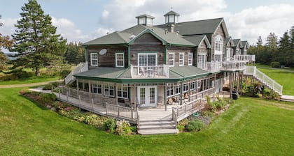 Ground level 2 bedroom with wrap around porch
