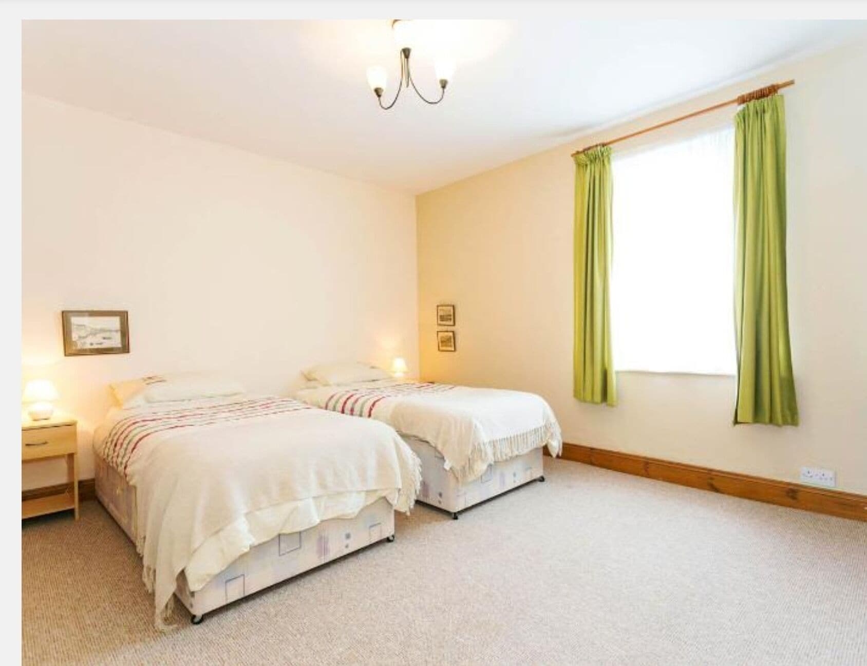 Cottage | 2 bedrooms, iron/ironing board, free WiFi, bed sheets