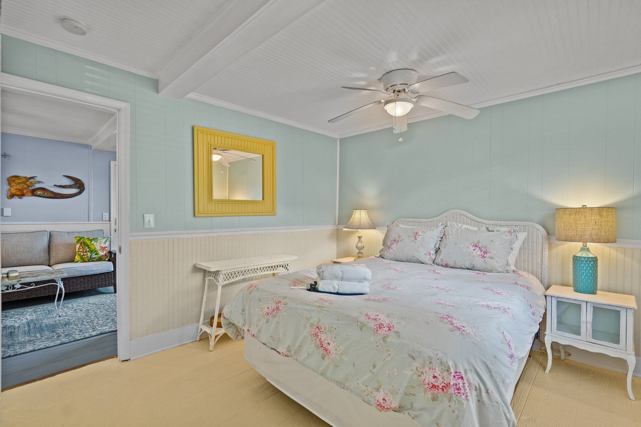 Quiet Hideaway Half a Mile to the Beach and Just a Mile from EVERYTHING!