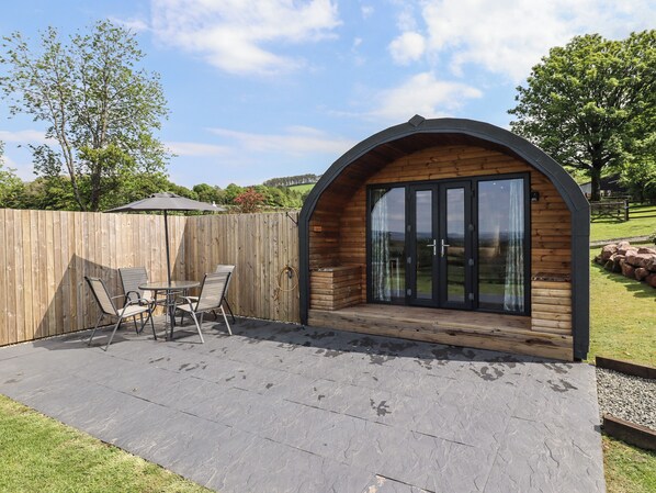 Outdoor dining - Cleugh Lodge (Lockerbie)